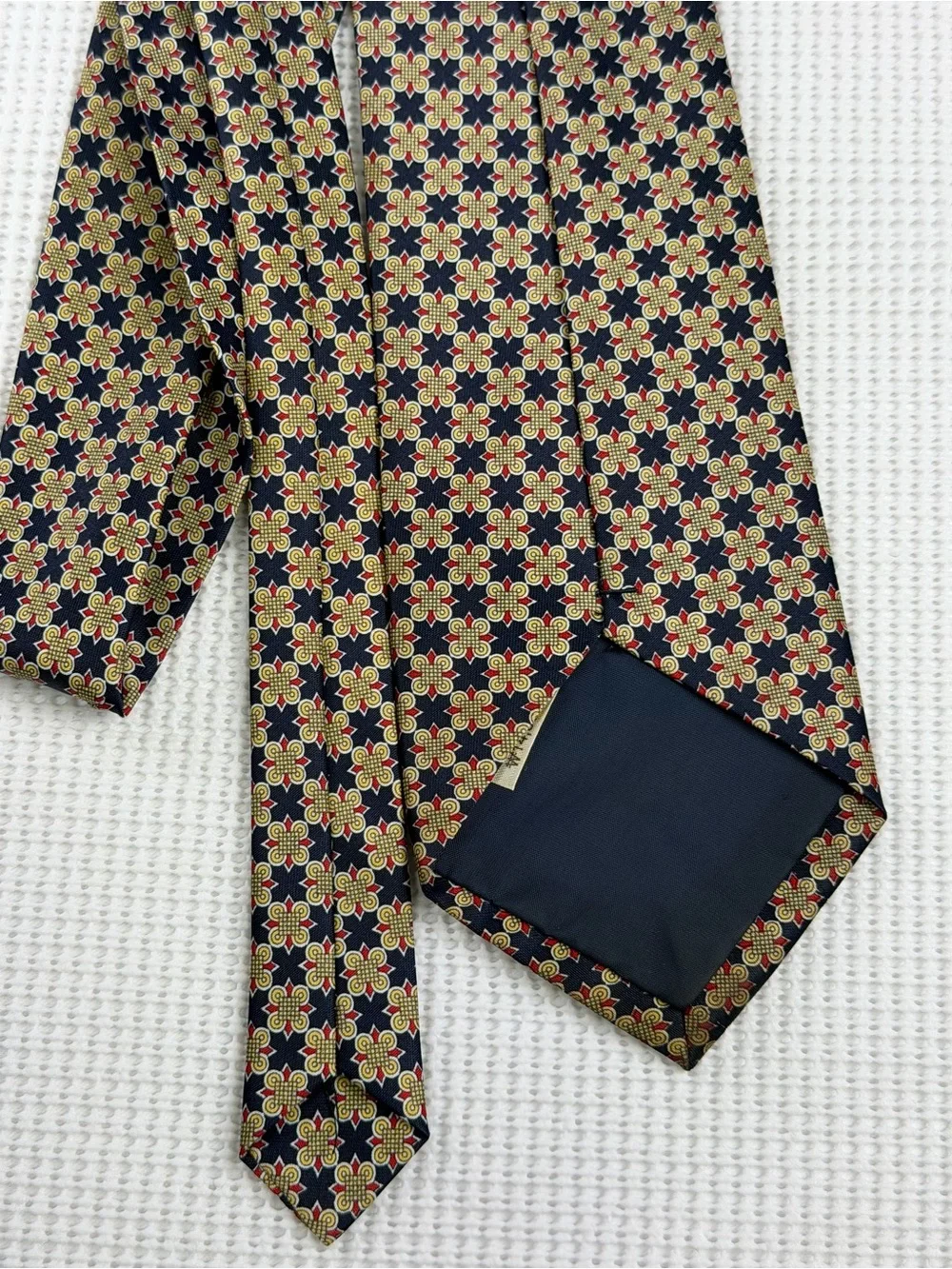Rene Chagal Classic Navy Floral Necktie - Elegant Patterned Professional Tie